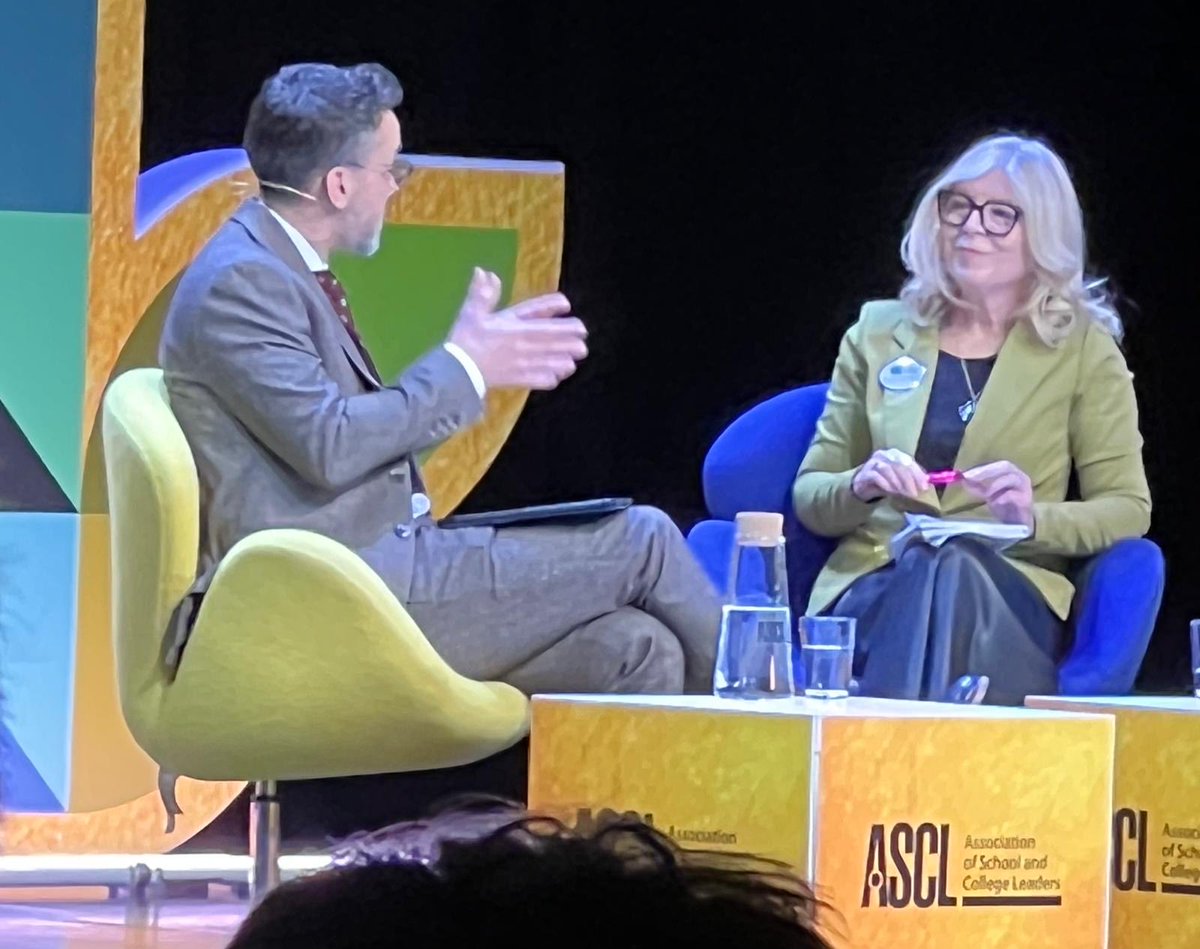 ⁦<a href="/TomRees_77/">Tom Rees</a>⁩ and ⁦<a href="/MargaretMulhol2/">Margaret Mulholland (mmulholland.bsky.social)</a>⁩ in conversation - insightful and enlightening. ⁦<a href="/ASCL_UK/">ASCL</a>⁩ #ascl2025