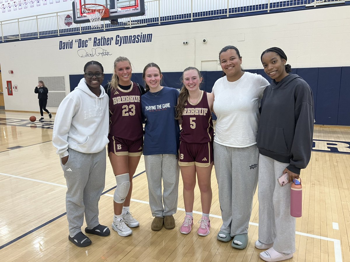 Enjoyed watching Ella Miller and Savannah Schafer play in the Marion County Senior All-Star Game last night! Congratulations to Ella and Savannah for being voted into the team!