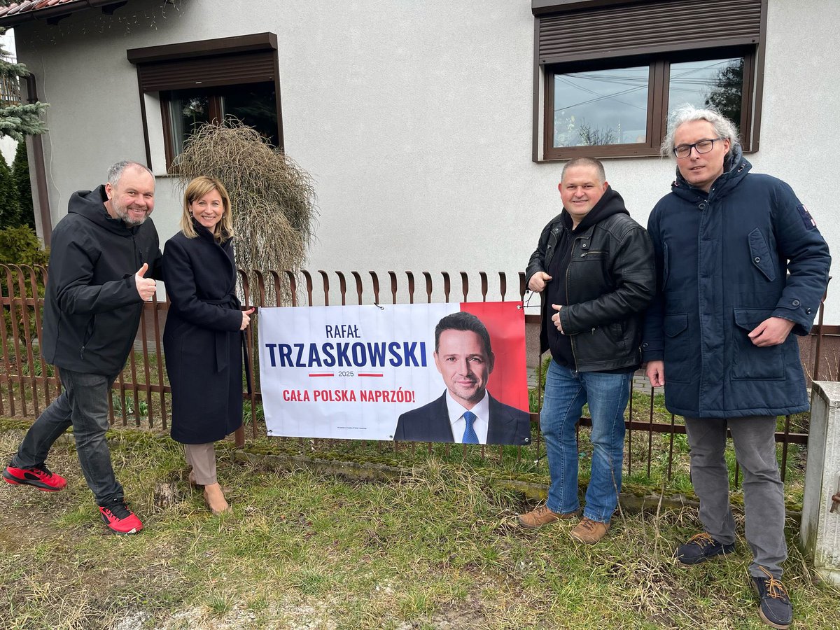 LoskoMagdalena's tweet photo. Po dyżurze w #Mogilno #Strzelno musiał być czas na #Trzaskanie 🇵🇱🇵🇱🇵🇱
#Trzaskowski2025
#Mogilno
#Strzelno
#PosełŁośko
#powiatMogilno https://t.co/TToqz5TtOU