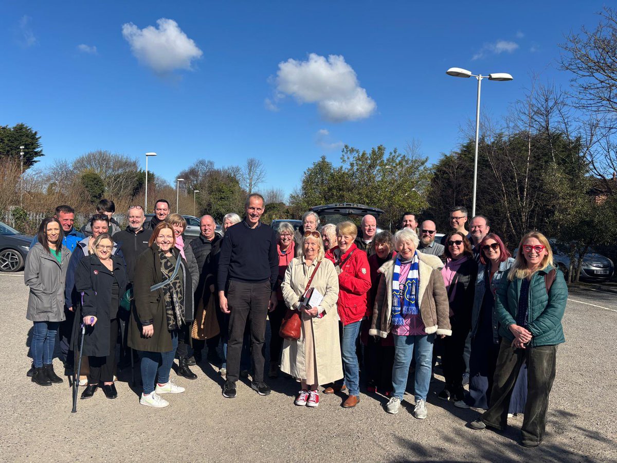 Councillors Out and About in Formby This Morning! 

Great to be out in the community today, speaking with residents and listening to local concerns. 

Whether it’s tackling local issues, supporting initiatives, or just having a chat, we’re here to help!