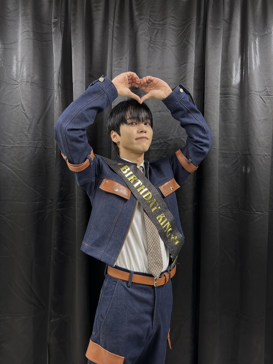 온앤오프 (ONF) tweet media