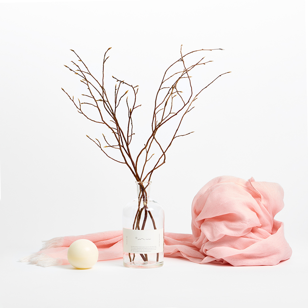 japanhouseldn's tweet photo. 'Sakura' (cherry blossom) season is approaching, marking a time of warmth and appreciation – just in time to celebrate the mother figures in your life. 

Get ready for Mother's day and explore signature scents, soft scarves, and jewellery in our collection https://t.co/WE0tROwZ3H https://t.co/vjH7fZzMnV
