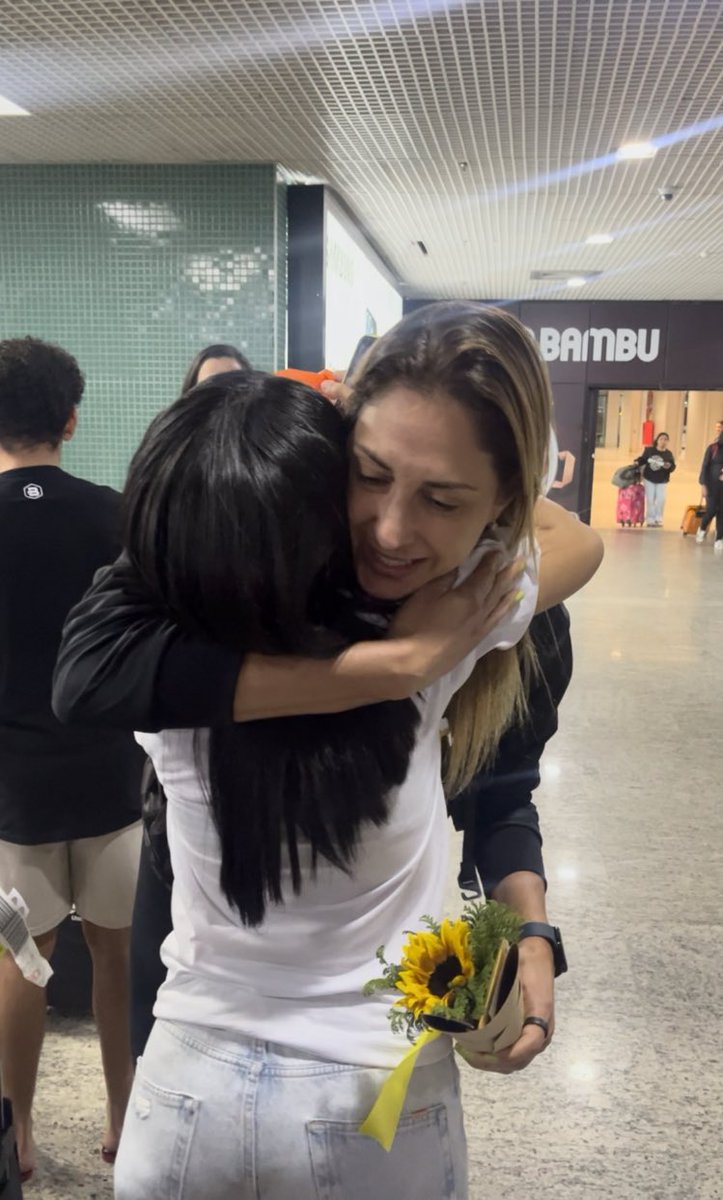 lori🐈‍⬛ tweet media