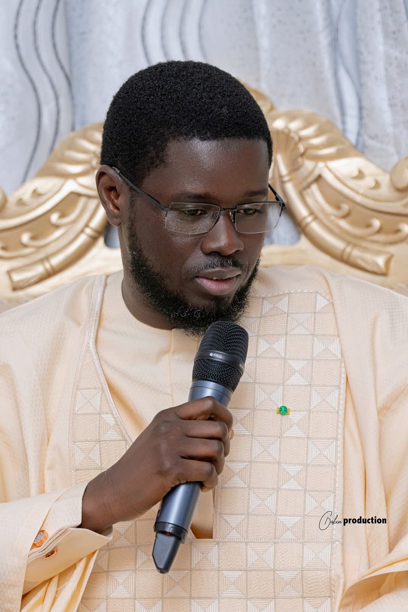 #Senegal Wakhone naléne ni legui mou bédiaw 🤣🤣🤣.

M. Le Président ya doug si problémou sénégalais yi ? Waaa bakhnaaaaaa... Courage... ce peuple me sidère souvent !