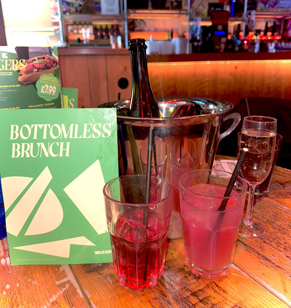 Watch us get hammered in Mansfield, or get hammered in Birmingham?🤔🍹Cheers reds.