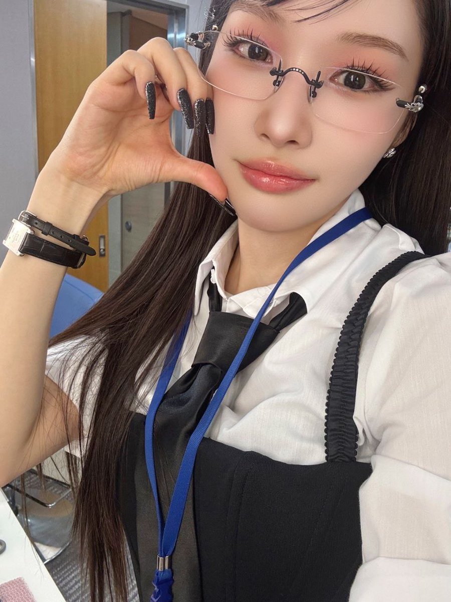 chuxlliv's tweet photo. ⠀⠀

— 𝟐𝟎 : 𝟐𝟎 𝐚𝐦. | 𝘀𝗲𝗼𝘂𝗹. 💌
#𝐂𝐇𝐔𝐍𝐆𝐇𝐀: вы уже выступление на 𝗺 𝗰𝗼𝘂𝗻𝘁𝗱𝗼𝘄𝗻 со « 𝘀𝘁𝗿𝗲𝘀𝘀 » ?? 🫢 если нет, то бегите смотреть на аккаунте агентства !! 
ᅠᅠᅠᅠᅠᅠᅠᅠᅠᅠᅠᅠᅠᅠᅠᅠᅠᅠᅠ https://t.co/PTw3w7yE8a