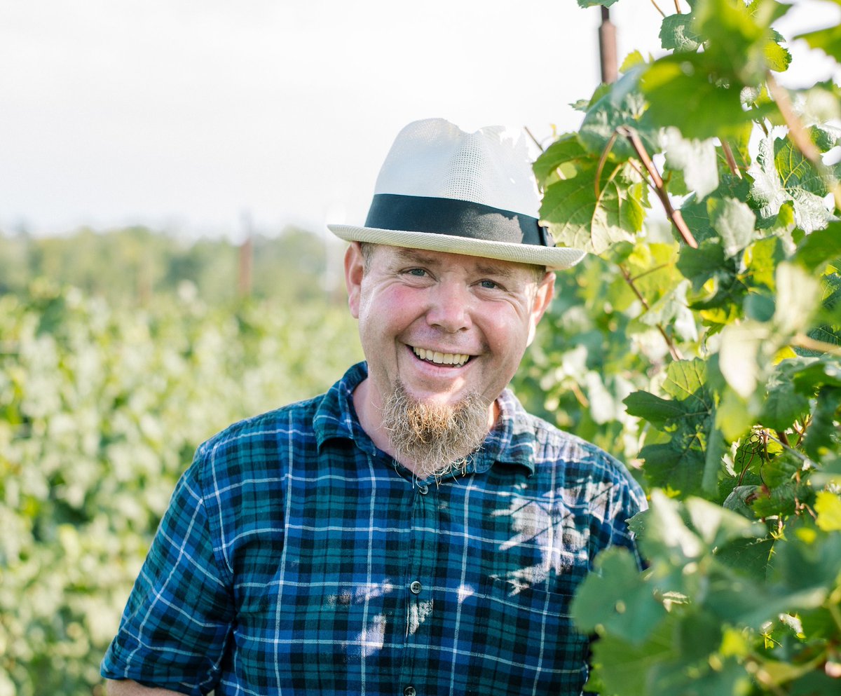 Winemaker Keith Tyers from Closson Chase Vineyards in Prince Edward County, will showcase his exceptional wines.
Niagara wines will be poured alongside each of Keith's wines in a blind tasting. Which region will reign supreme? You decide! Register: ow.ly/H7W550VixWz