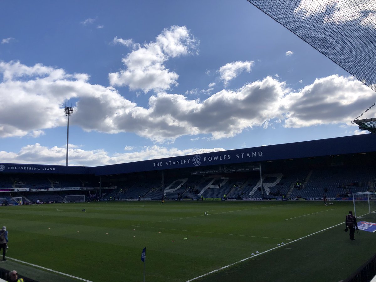 niners_dave's tweet photo. 6th visit of the season to @QPR for their 2-2 draw v Leeds att 17,457. Another 12.30pm KO that nobody likes or wants other than the EFL &amp; SKY! 🎟️ only £12 again &amp; 📖 £4 https://t.co/JUI0bc3paR