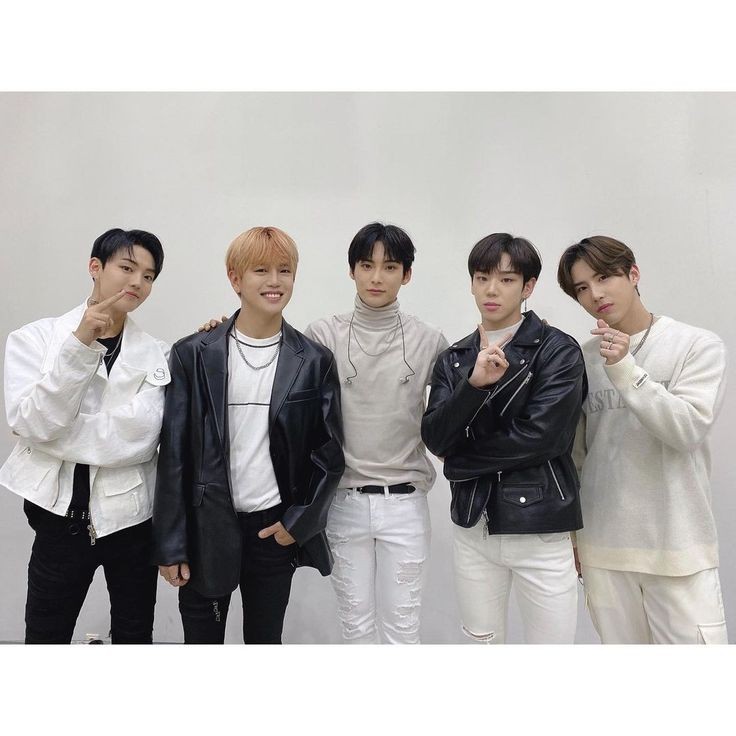 shownuluvbot's tweet photo. You are loved
#ACE #CHOICE #AlwaysWithACE @official_ACE7 https://t.co/DJqHwyyiXq