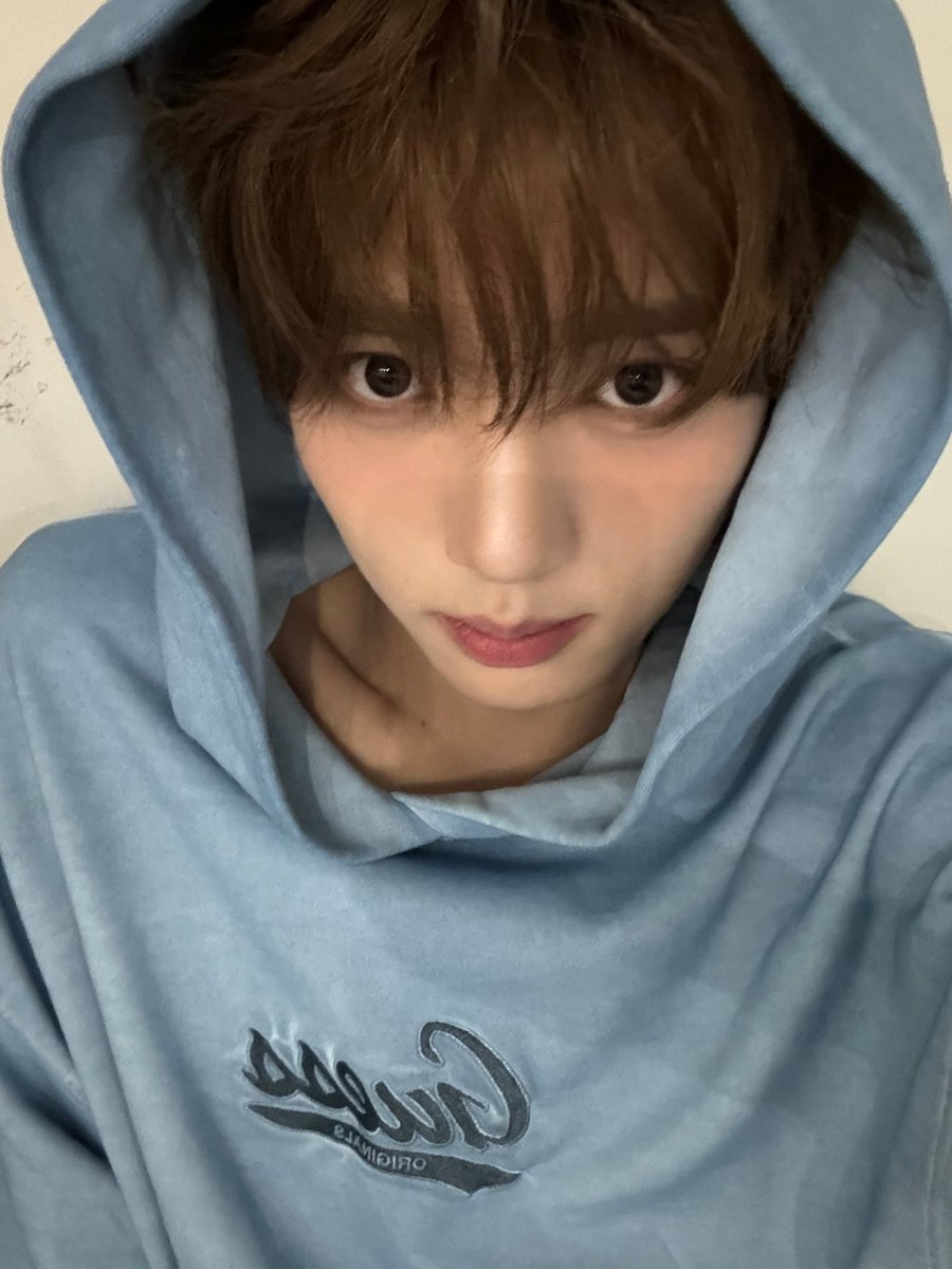 rofoymo's tweet photo. 소신발언
갈발그리움.. •_ •̥ ˳ ˳ https://t.co/XbJknUvjEb