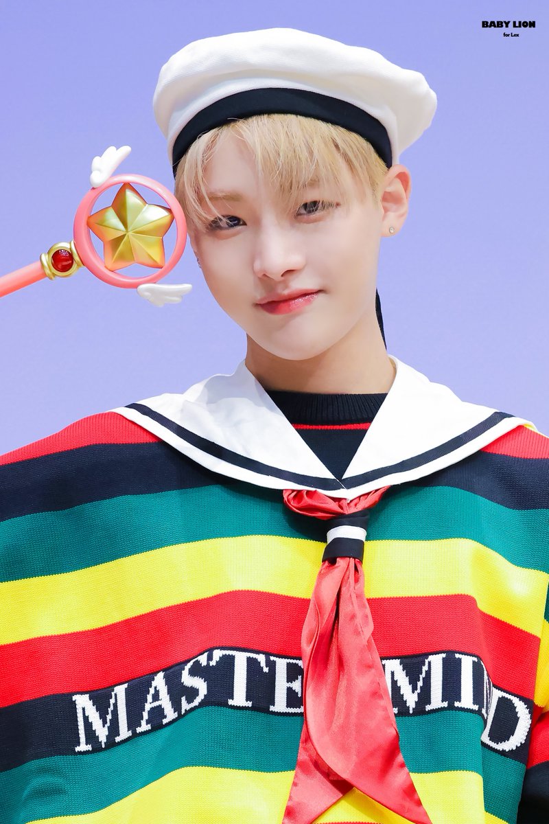 BABY_LION_LEX's tweet photo. 💚 𝗛𝗔𝗣𝗣𝗬 𝗟𝗘𝗫 𝗗𝗔𝗬 💚

아직도 눈 마주치면 설레고 떨려 🫣

#나는_정말정말_너를좋아해
#Magic_falling_for_LEX
#XODIAC #소디엑 #LEX #렉스 #조두현 https://t.co/5xztLlMX2r