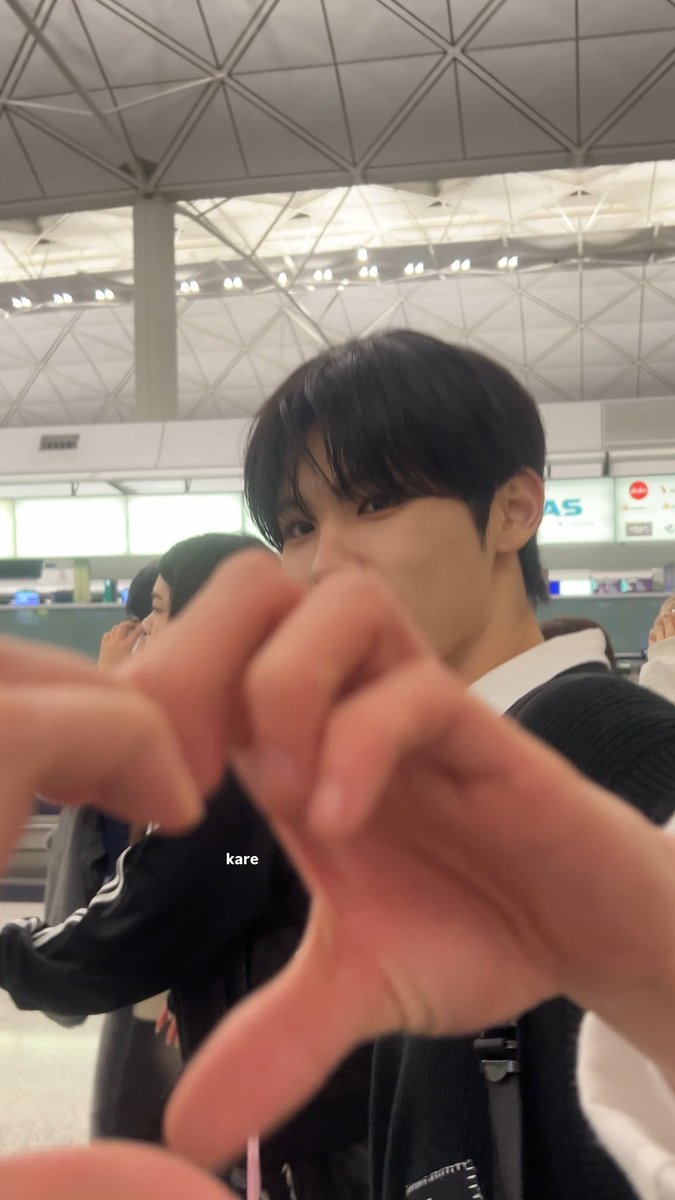 kareeeeeo's tweet photo. 15/3/25
hkg departure 🇭🇰

다음번도보자아ㅏㅏㅏㅏ

#xodiac #규민 #gyumin https://t.co/gR1zPkFVQG