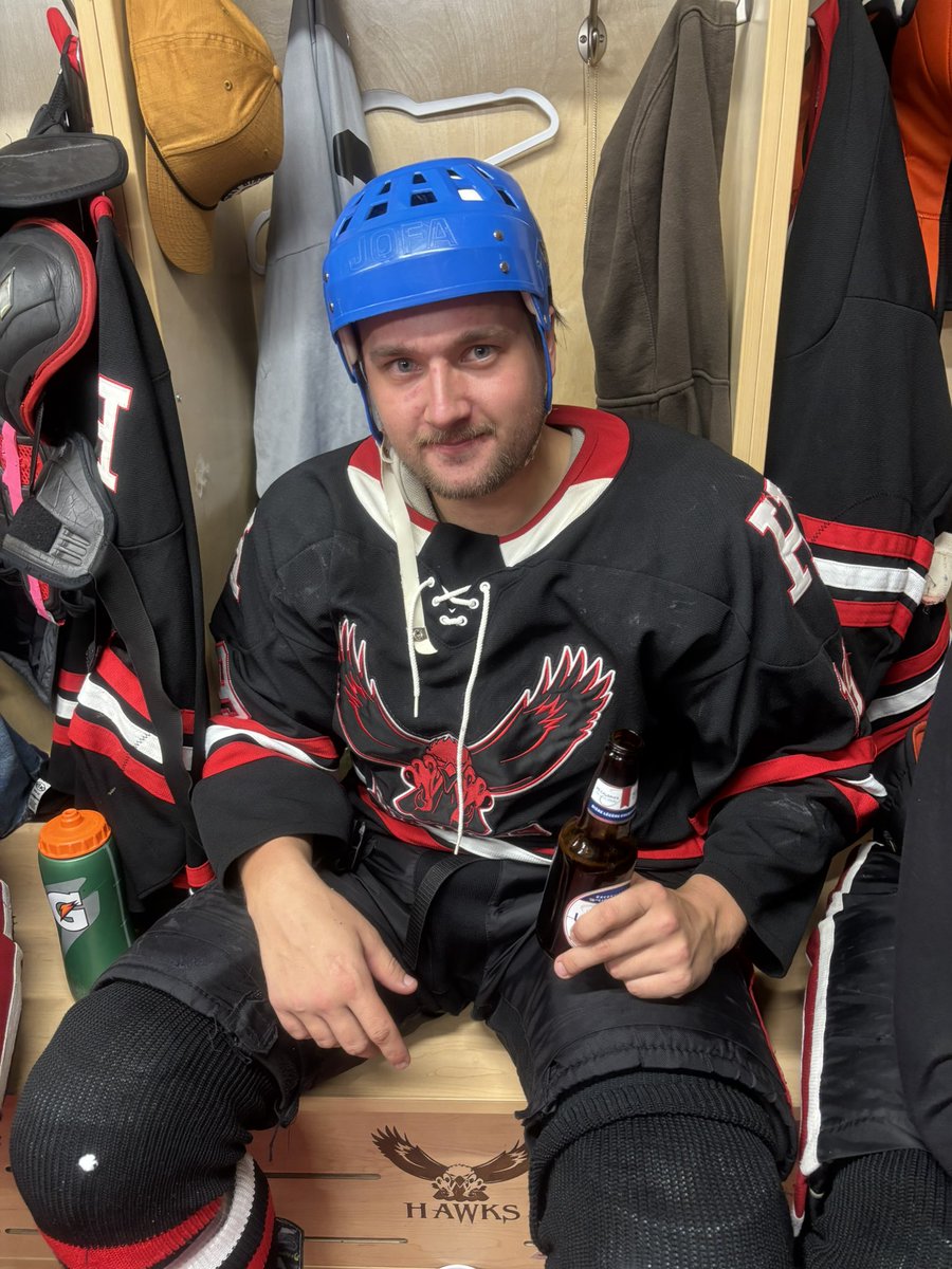 Hawks get the game 3 WIN last night! 🔥
6-3 over Meadow Lake. 

POG blue JOFA goes to #19 Brady BAD DOG Clayton! 
⭐️absolute dog on the puck 
⭐️not afraid to turn on the jets for a hard back check 

Lots of playoff hockey left. 
Game 4 tonight in Flying Dust. 
8:30 PM puck drop