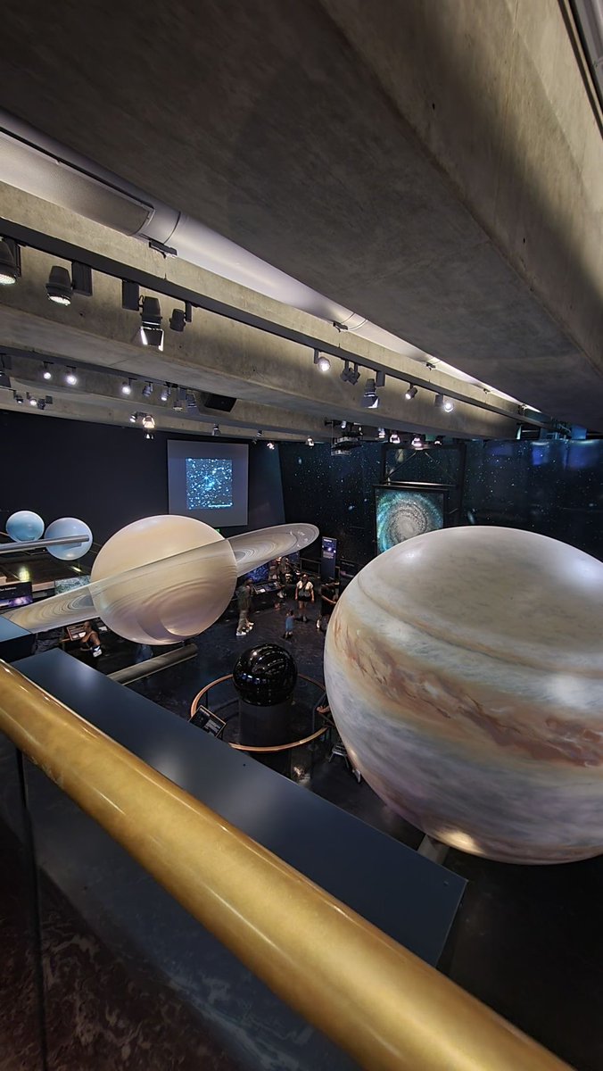 Astronomy Gallery tweet media