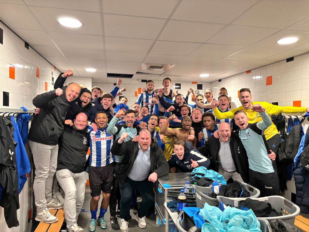 KvvQuickBoys's tweet photo. 🖼️ "𝑫𝒊𝒕 𝒊𝒔 𝒆𝒆𝒏 𝒈𝒐𝒆𝒅 𝒔𝒕𝒆𝒍 𝒉𝒐𝒐𝒓!" 

#katqui 🔵⚪