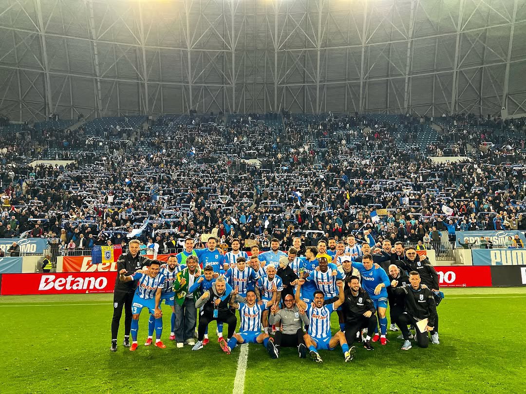 LegionCatracha's tweet image. #Rumania 🇷🇴 Triunfazo de la U de #Craiova con Denil Maldonado jugándolo todo‼️ con autoridad 3-0 sobre la U de #Cluj para ponerse de lideres provisionales en la liguilla de campeonato ‼️

@OfficialUCV @superligaro
