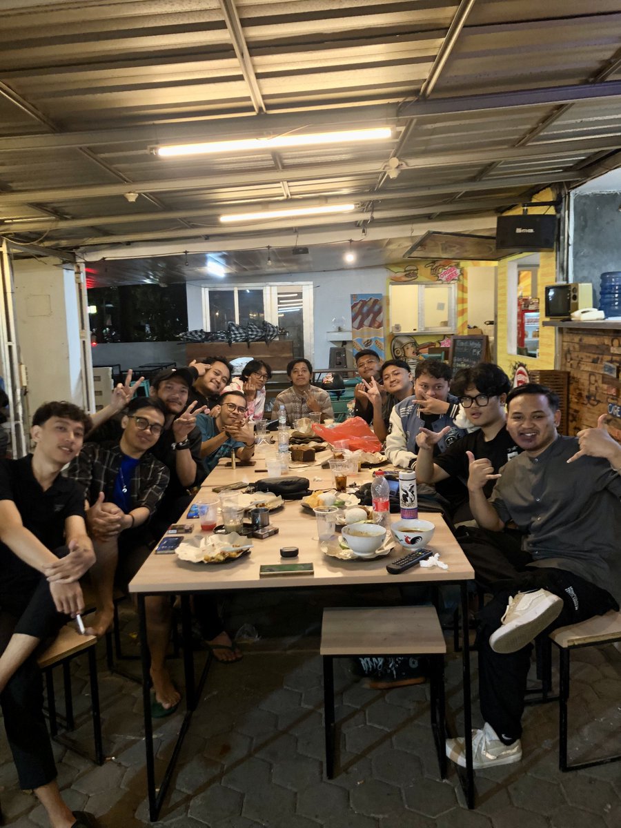 bukber biar kek orang orang