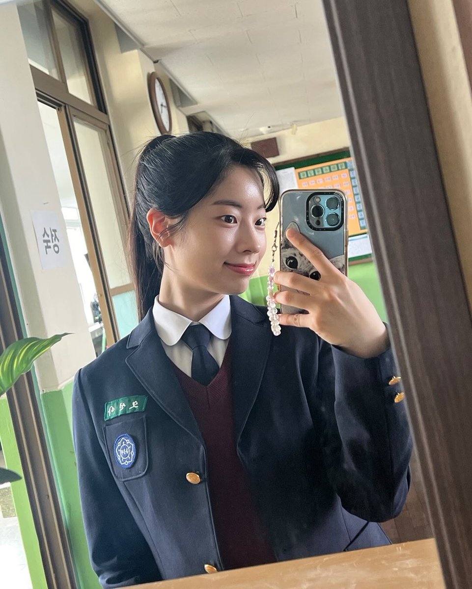 outrodhk's tweet photo. the girl she has always been https://t.co/DfxSQQtCHO