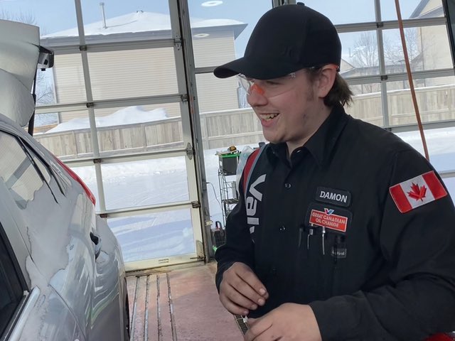 PERSONAL SERVICE - RIGHT TO YOUR WINDOW. No need to get out of your vehicle.  What else can we say?

See you down the road! 🚗 
QUICK. TRUSTED. EXPERT CARE.
No appointment needed.
gcoc.ca/locations/mani…

#bestoilchange #gcocsteinbach #oilchangesteinbach