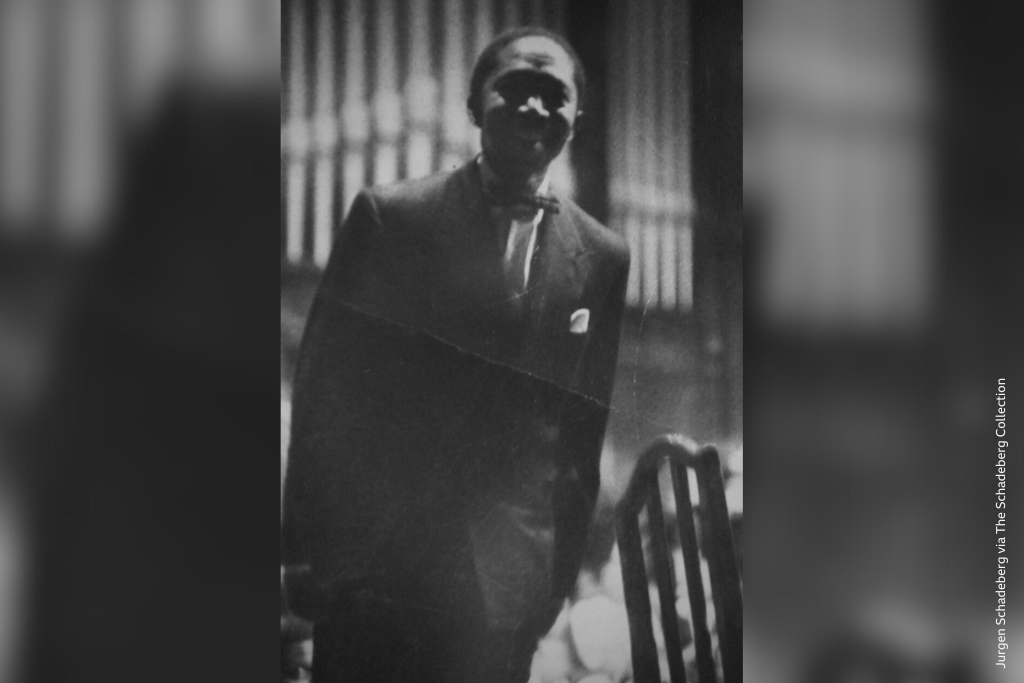 bbcworldservice's tweet photo. In 1959, Todd Matshikiza composed the score for King Kong - South Africa’s first musical with an all-black cast.

Chronicling the rise and fall of heavyweight boxer Ezekiel Dlamini, the musical was a bold act of defiance against apartheid.

🎧 https://t.co/eAD1e0eYAF https://t.co/zcD0g5YuRi