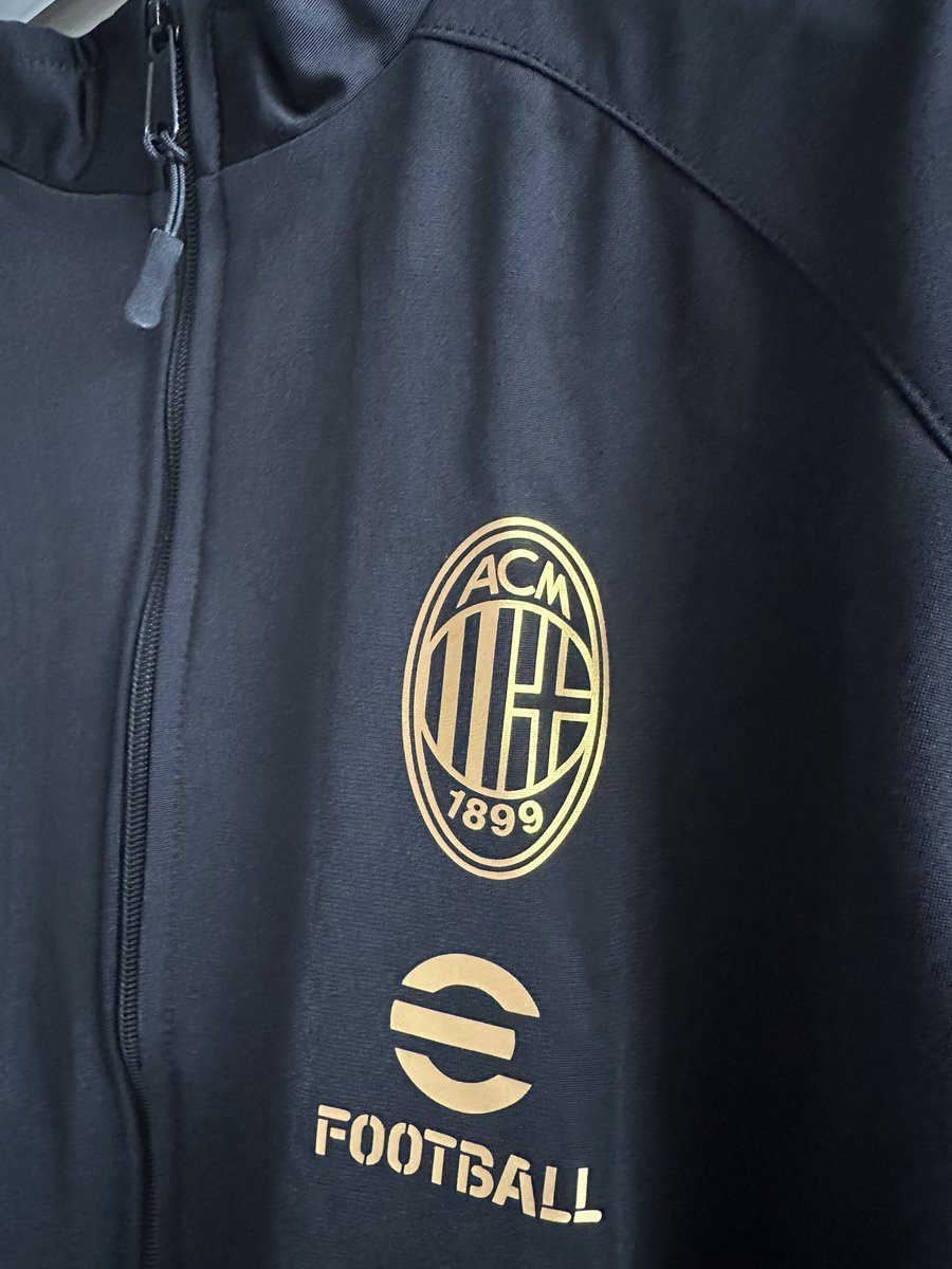 ig: RBSAPPAREL.2010 tweet media