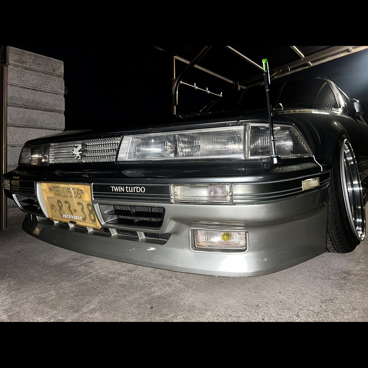 okayama8338's tweet photo. 知る人ぞ知る岡山のカッコエエヨツワの証
みらくる⭐︎ろまんす
カバーはもうつけて走ることはないけど🙃 https://t.co/CnJ5eyZnR9