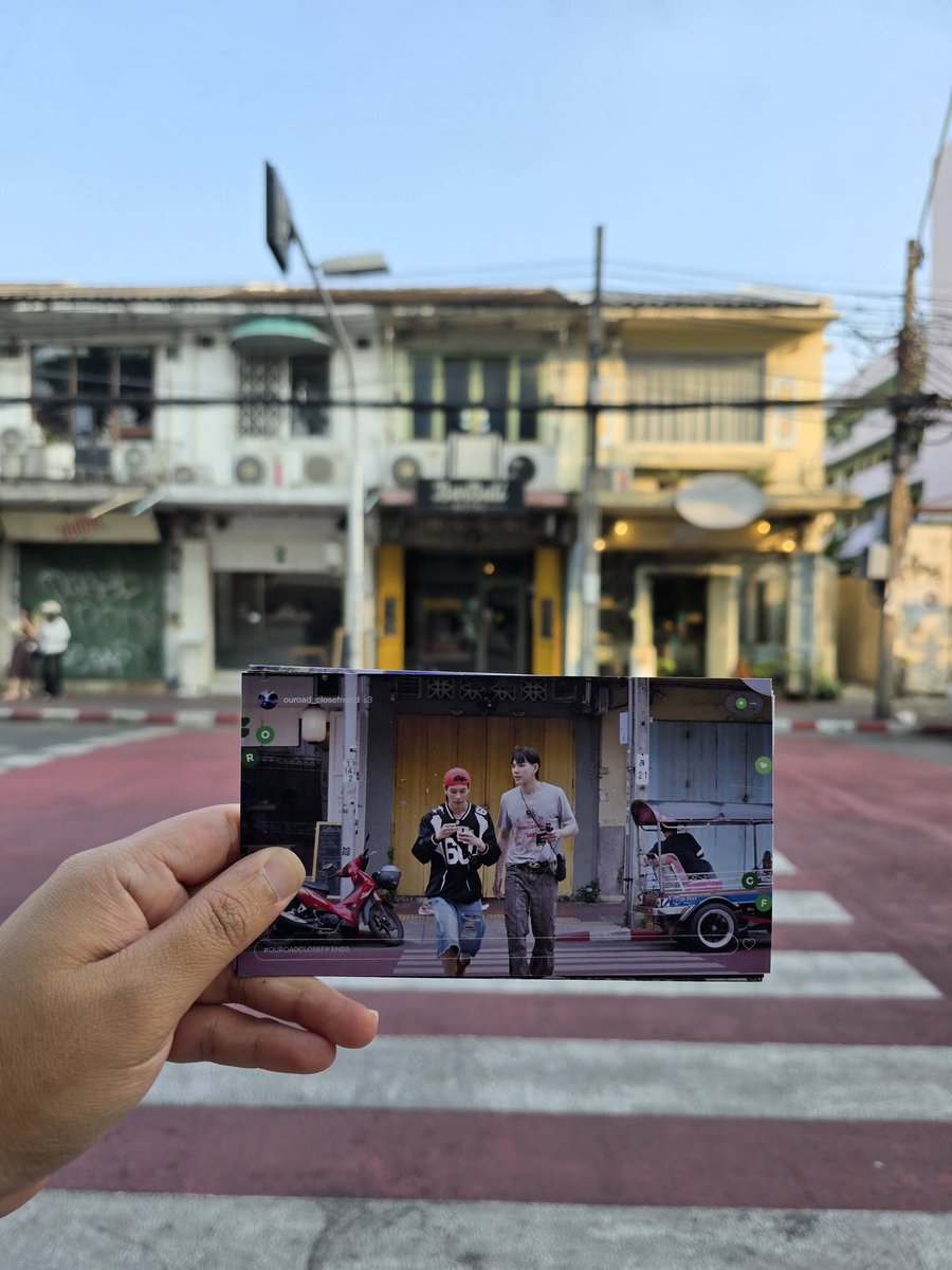 jjiija14's tweet photo. กงนี้สวยจริง แต่แกมากอดอะไรกันกงนี้
#CLOSEFRiENDss3_EP1
#OuRoadKhotFan
#DaouOffroad #ต้าห์อู๋ออฟโรด https://t.co/pJUEw2pF9s