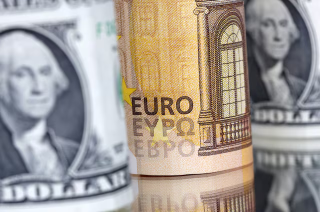 CTFXGROUP's tweet photo. The euro rose on Friday after German parties agreed on a fiscal deal that could boost defence spending and revive growth in Europe's largest economy. https://t.co/gCyBmclpH4