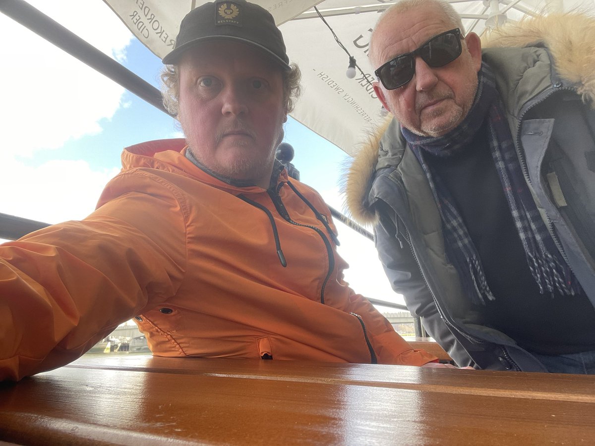 The Old Thameside Inn. Up The Potters 🔴⚪️