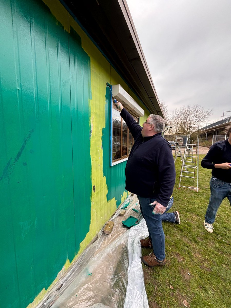 Tobias van Elferen tweet media
