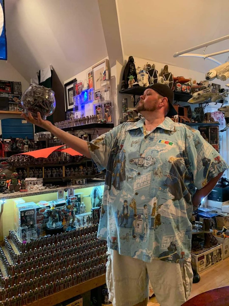 ICCCNashville's tweet photo. I'm not just the president of #iCCCon, I'm also a client! 
.
.
.
#hairclubformen #ICCCCon #FanDrivenCon #CollectiblesConvention #VintageToys #ModernToys #SciFiFans #PopCultureCollectibles #StarWarsGuests #HarryPotterFans #starwars #bobafett https://t.co/4E5qGmhMfb