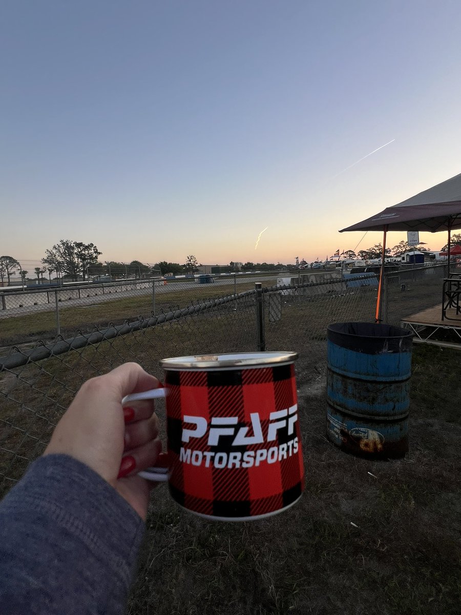 furluvcats's tweet photo. Good Morning! Happy Race Day @sebringraceway !! Look CLOSELY and you’ll see something faster than a race car in the background. Third launch of the race . #Sebring12 cheers my friends from #turn9 https://t.co/g5GhTaSXui