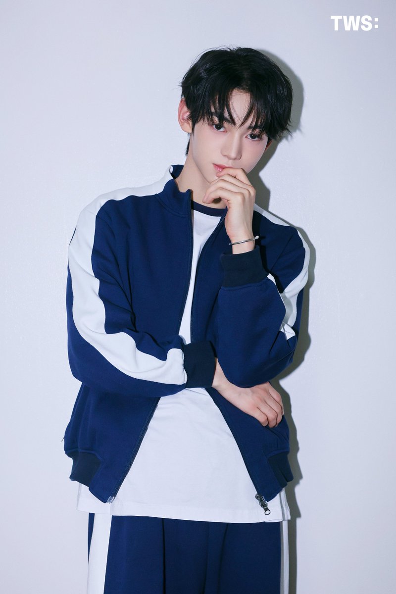 0105_hj's tweet photo. 240315

TWS (투어스) 📸 'Sparkling Blue' 음악방송 Photo Sketch #3

#투어스 #TWS #한진 #HANJIN #韩振 #ハンジン https://t.co/2RVEySkP7i
