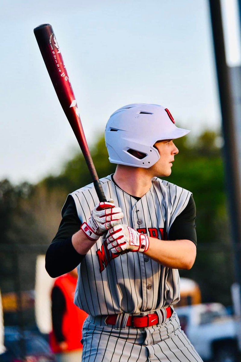 RayCarrie42568's tweet photo. Senior year Nathan Austin #21 https://t.co/WmkOWJg4aT