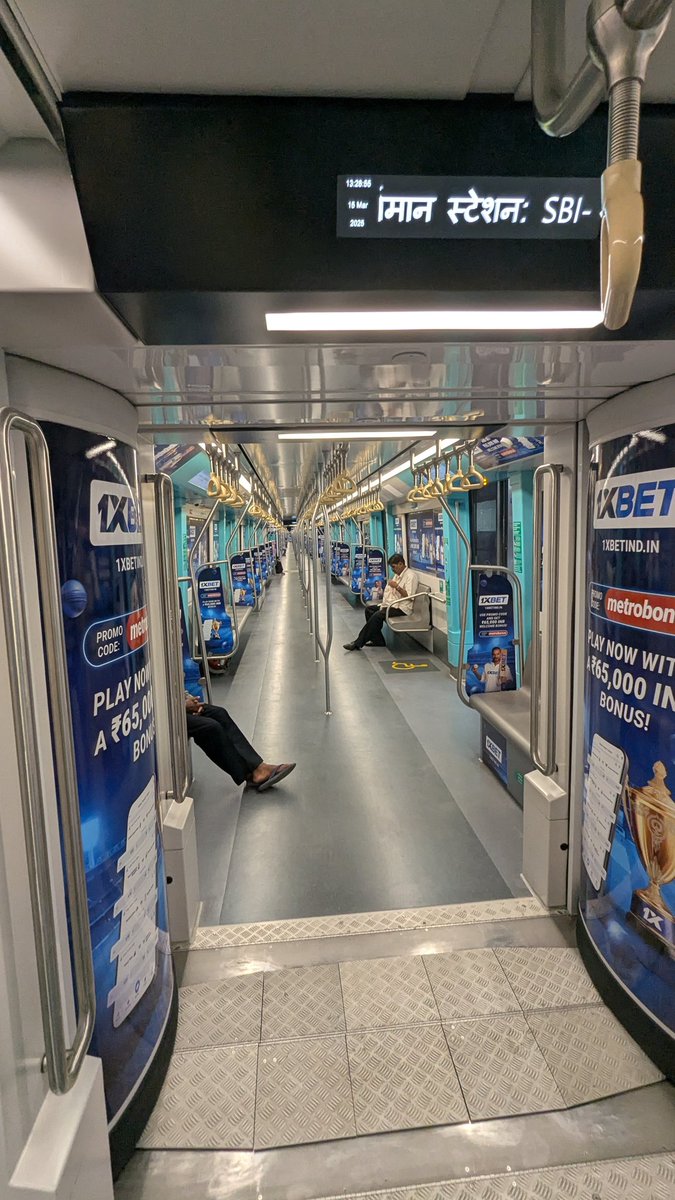 amit3d's tweet image. Used Aqua line mumbai metro today. World class, huge stations, clean and modern. Good use of aesthetics and color schemes. Train was clean and running at a good speed. 

Helpful staff and good mobile network For UPI payments.