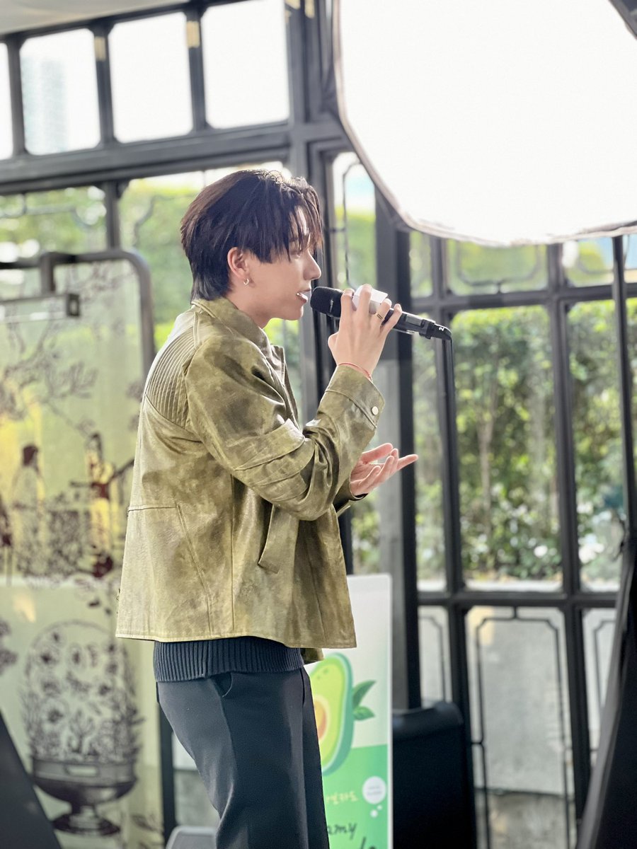 ในวันที่เจื๋อป่วย…🐯🖤✌️

#MAMIxPerth
#PerthTanapon 
#KDPPE