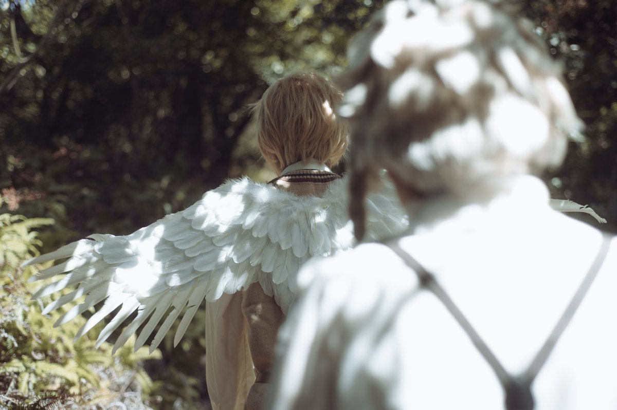 tamago0023's tweet photo. 創作 Cosplay

┈┈┈┈┈┈┈┈┈┈┈┈┈┈┈┈┈┈┈

「 生温い風と静寂で

                       包まれた街を偲んだ 

   止め処の無いように 

                                 円やかな祈りを 」
┈┈┈┈┈┈┈┈┈┈┈┈┈┈┈┈┈┈┈

📸(@_jun__k ) https://t.co/dPsWG9g8ko