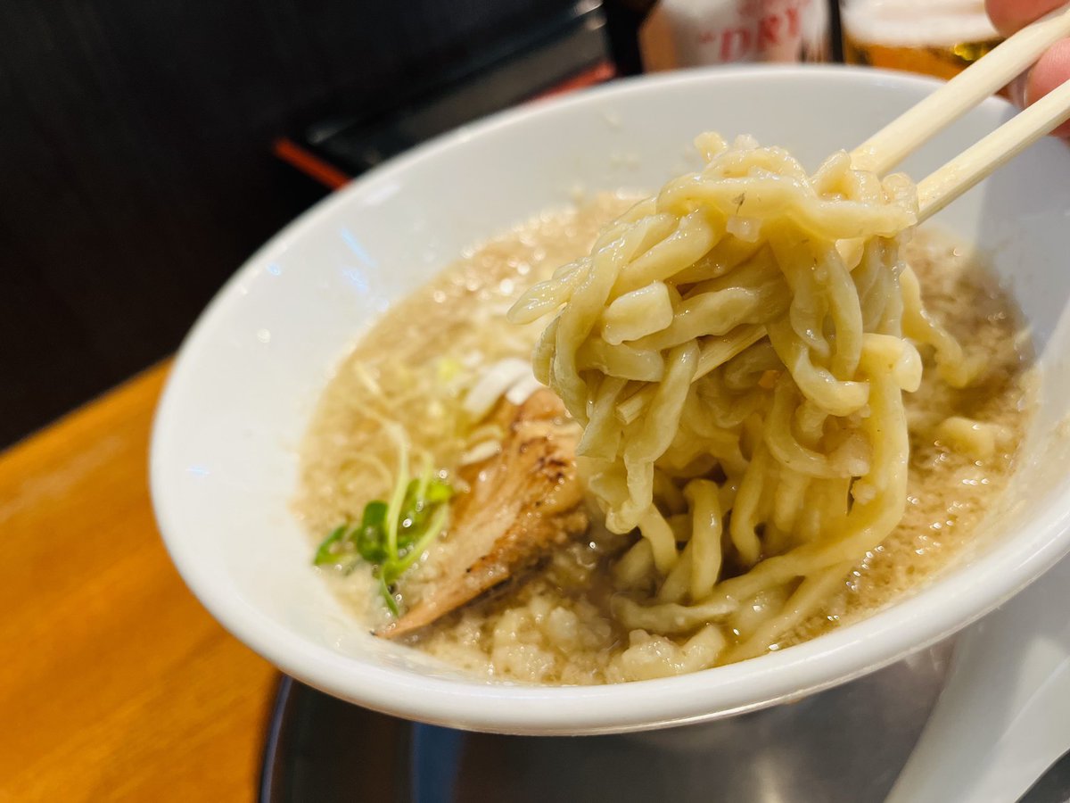 gourment_master's tweet photo. 背脂たくさん濃厚煮干し醤油ラーメン
#川岸ボンゾ #ラーメン #北上 #岩手 https://t.co/9oZufXjNTP