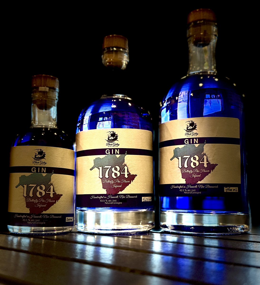BlackGalley's tweet image. ⸻

Raise a Glass to New Brunswick! 🍸🎉

1784 Gin celebrates our province’s heritage with every sip. Crafted locally, enjoyed proudly. Get yours at:

📍 Hanwell Distillery (Fri 12-5 | Sat 11-6)
📍 @PicsRoundhouse – Grab a bottle!

#1784Gin #SupportLocalNB #DrinkLocal #GinLovers