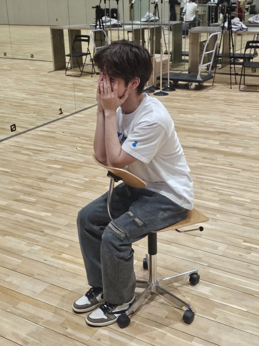 부끄 태현이 언제 안 귀여운데