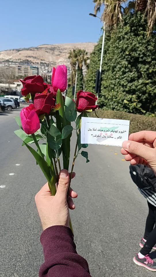 The air forces that had been used to bomb Syrians for over a decade, dropped flowers today with beautiful messages.
This one read “today, the helicopters offer you hope &amp; peace instead of pain and fear”.
#Syria #Damascus