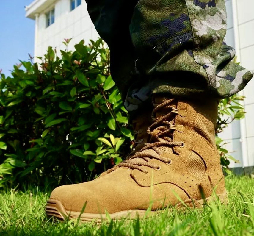 嗯😐
#兵痞 #痞子寸头 #体育生白袜 #体育生S #大鸡 #草射草尿