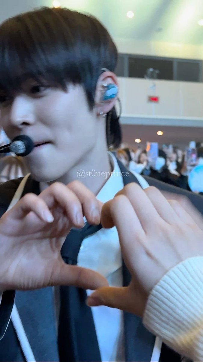 อยากเป็นคนนั้น คนที่ได้ทำหัวใจกับพี่ ㅠㅠ