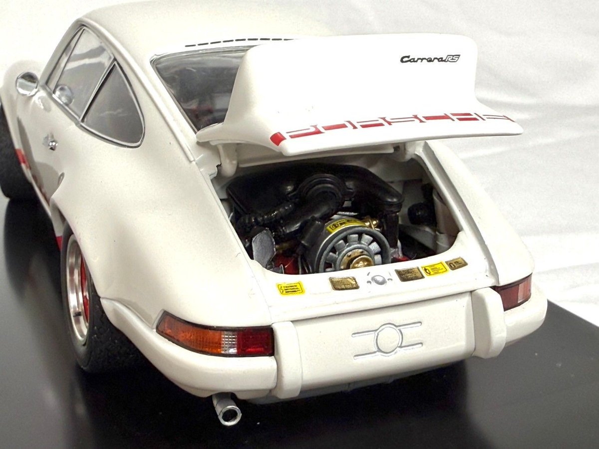 porsche_gate's tweet photo. ポルシェゲート創業祭
Xフォロー&amp;リポストキャンペーン開催中！

参加は簡単！
@porsche_gate をフォローして
固定ツイートをリポストしよう！

4/1までの間にリポスト100件達成で対象者の中から10名様に「 73カレラRS 1/24 ミニカー」をプレゼント！

#キャンペーン  #無料 #プレゼント https://t.co/ZLnaPBjum0