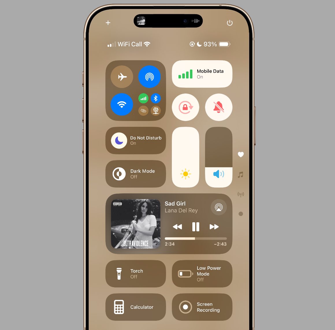 Holly - I like tech tweet media