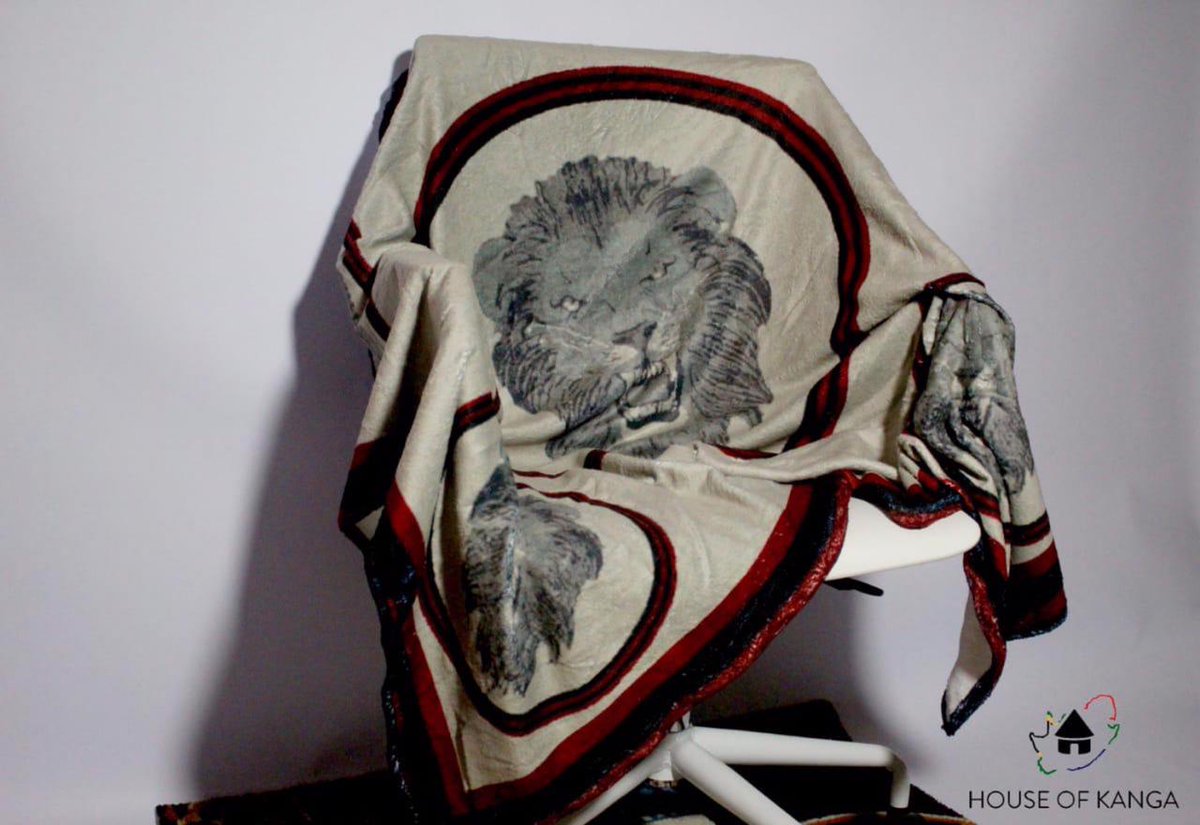 house_kanga's tweet photo. House of Kanga Fleeze Blankets, Ruggs, Cushions, wallpaper,wall art and chairs. houseofkanga@gmail.com https://t.co/9WQoZinI6V