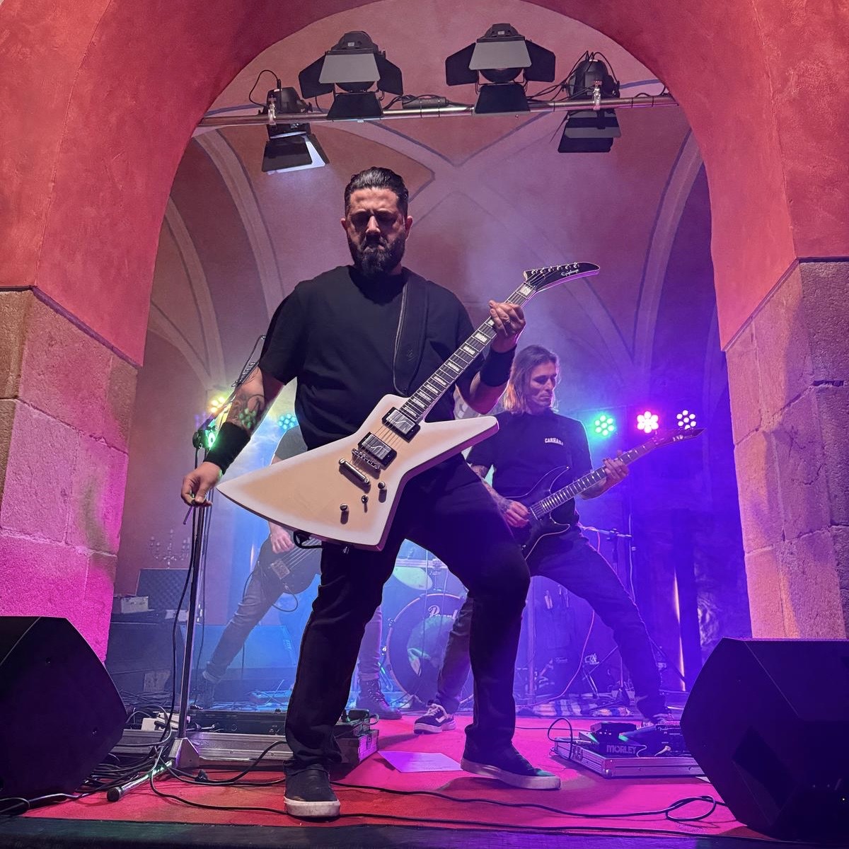 🔥¡Lorca, gran noche ayer en Sala Silos con La Extorsión, XDezidir y Manuel de La Sala de Máquinas. ¡Gracias a tod@s! 🖤

Hoy seguimos en Monteagudo con <a href="/la/">hm yes okay</a>.extorsion.

📍 Pub Karisma | 🕘 22:30 h

💀 Nos vemos esta noche! 🤘

#romeooficiales #OrigenRomeo #RockAndRoll