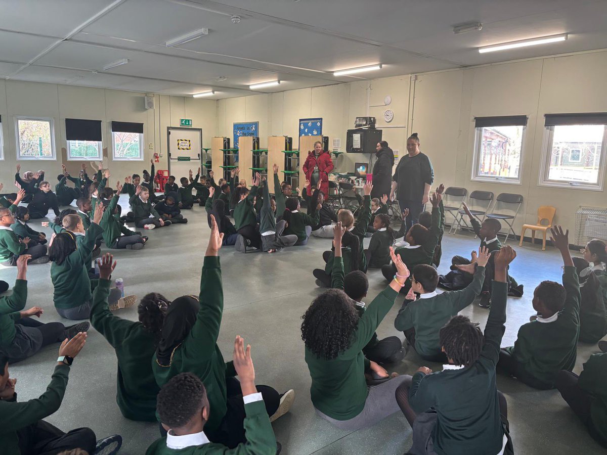 Discovery Primary School Year 4 tweet media