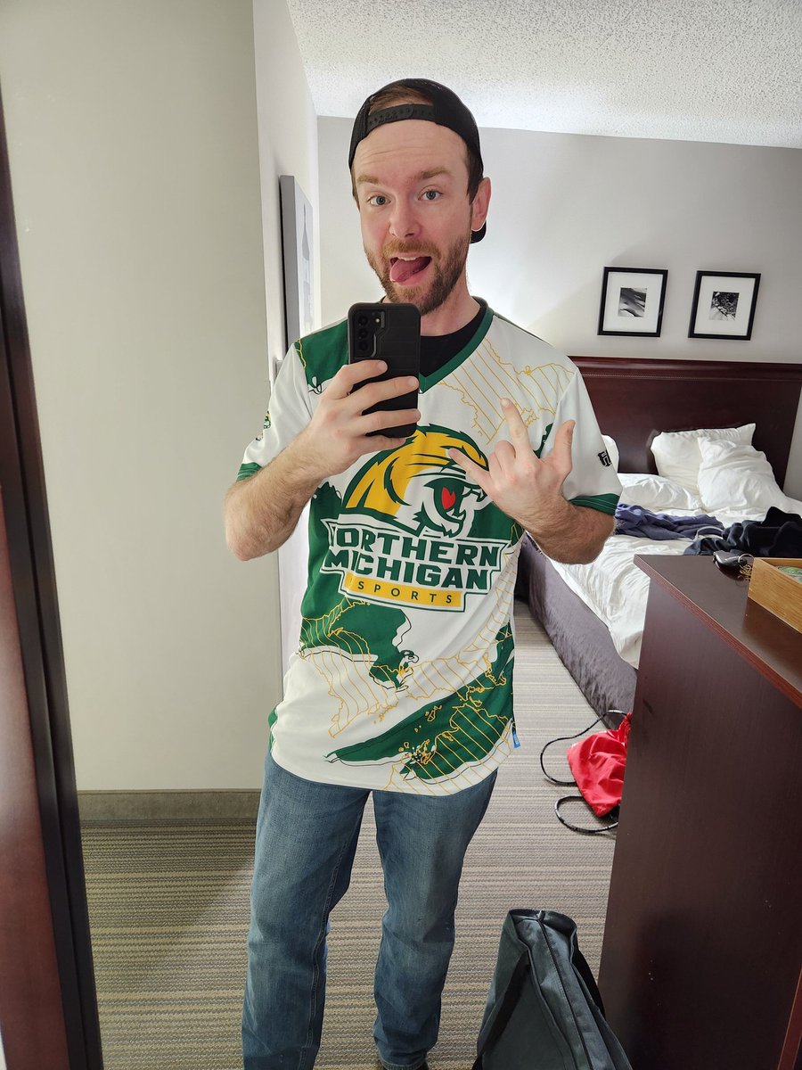 Going in boyz, rep'ing the UP 🤙
⚡️💪&amp;🦍
start.gg/TNS3KAI