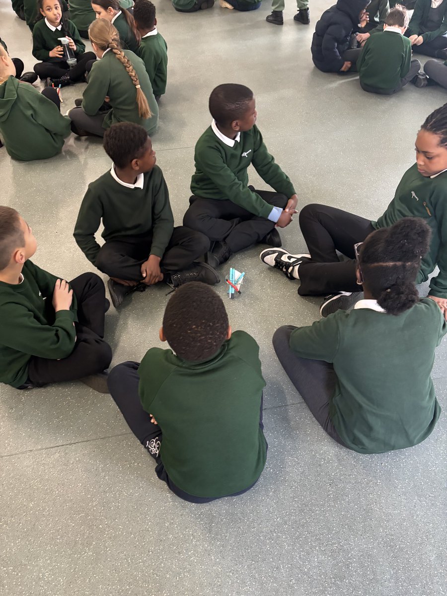 Discovery Primary School Year 4 tweet media